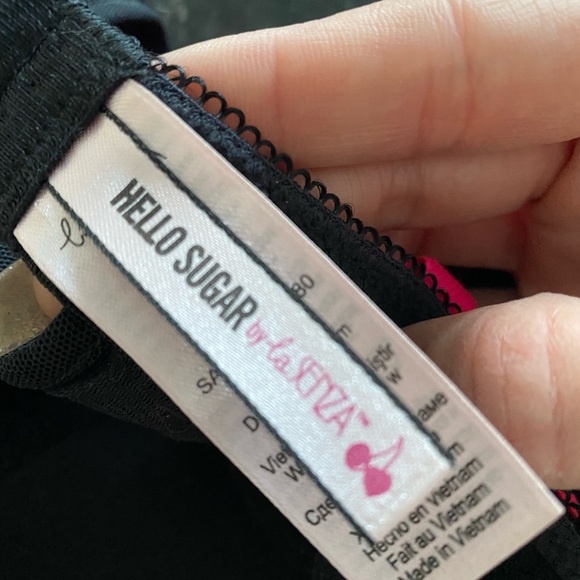 La senza bombshell lingerie - Picture 7 of 8